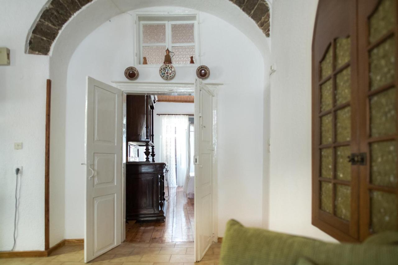 Neoclassical Manor House Poros Town Екстер'єр фото