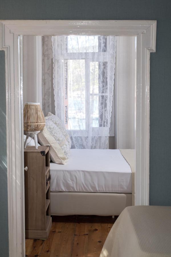 Neoclassical Manor House Poros Town Екстер'єр фото